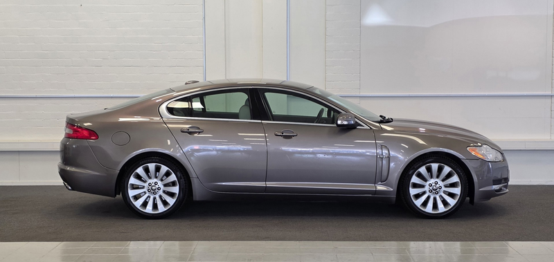 Jaguar XF 3.0 V6 Premium Luxury 3e Eigenaar Xenon Winterpakk — photo 4