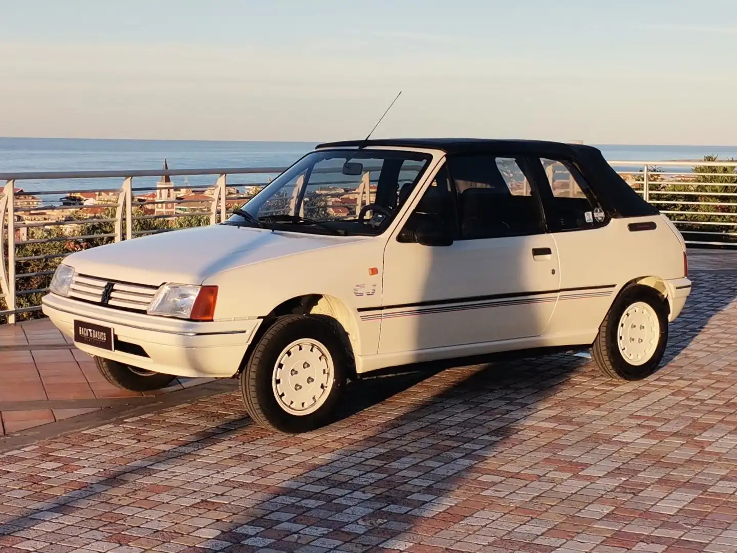 Peugeot 205 205 Cabrio 1.1 Junior Blanco - 2