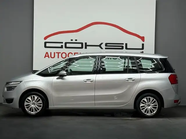 Citroen Grand C4 Picasso view 7