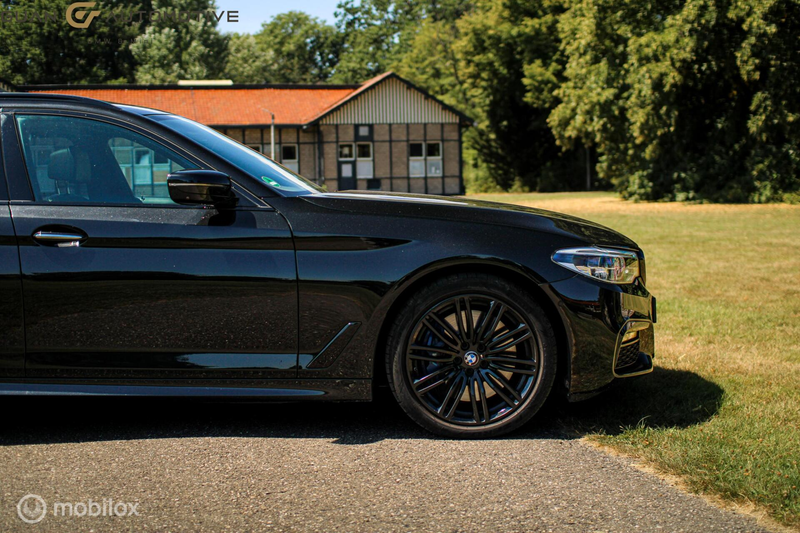 BMW 540 5-serie Touring 540i xDrive High Executive | BOM V — photo 35