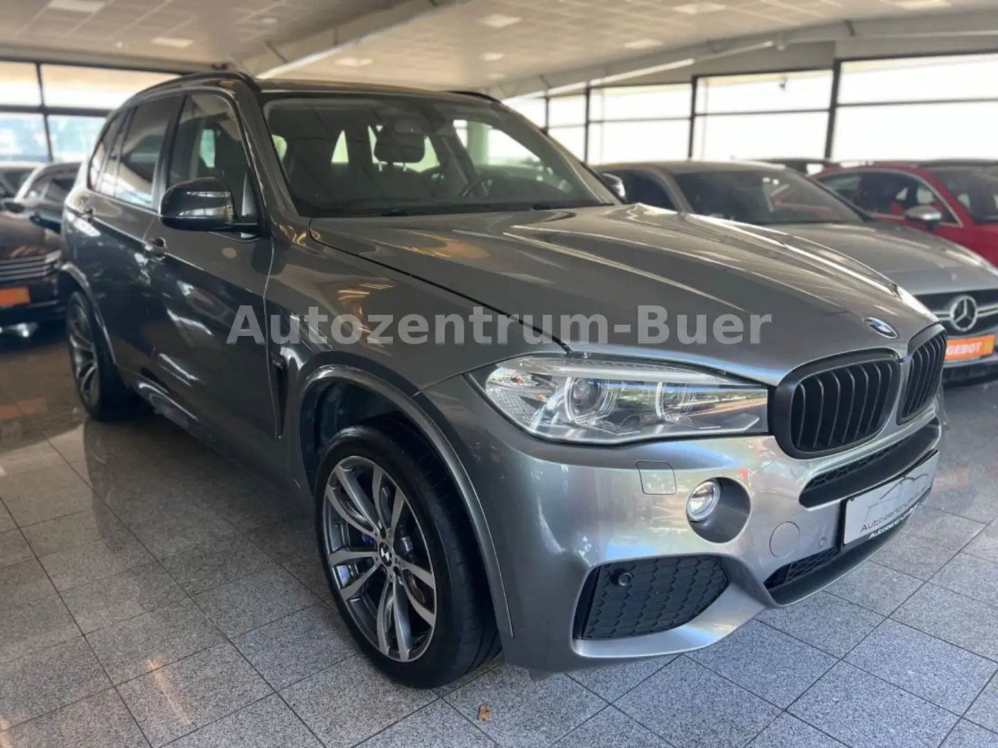 BMW X5 Baureihe X5 xDrive35i Grau - 2