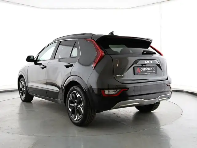 Kia E-Niro view 4