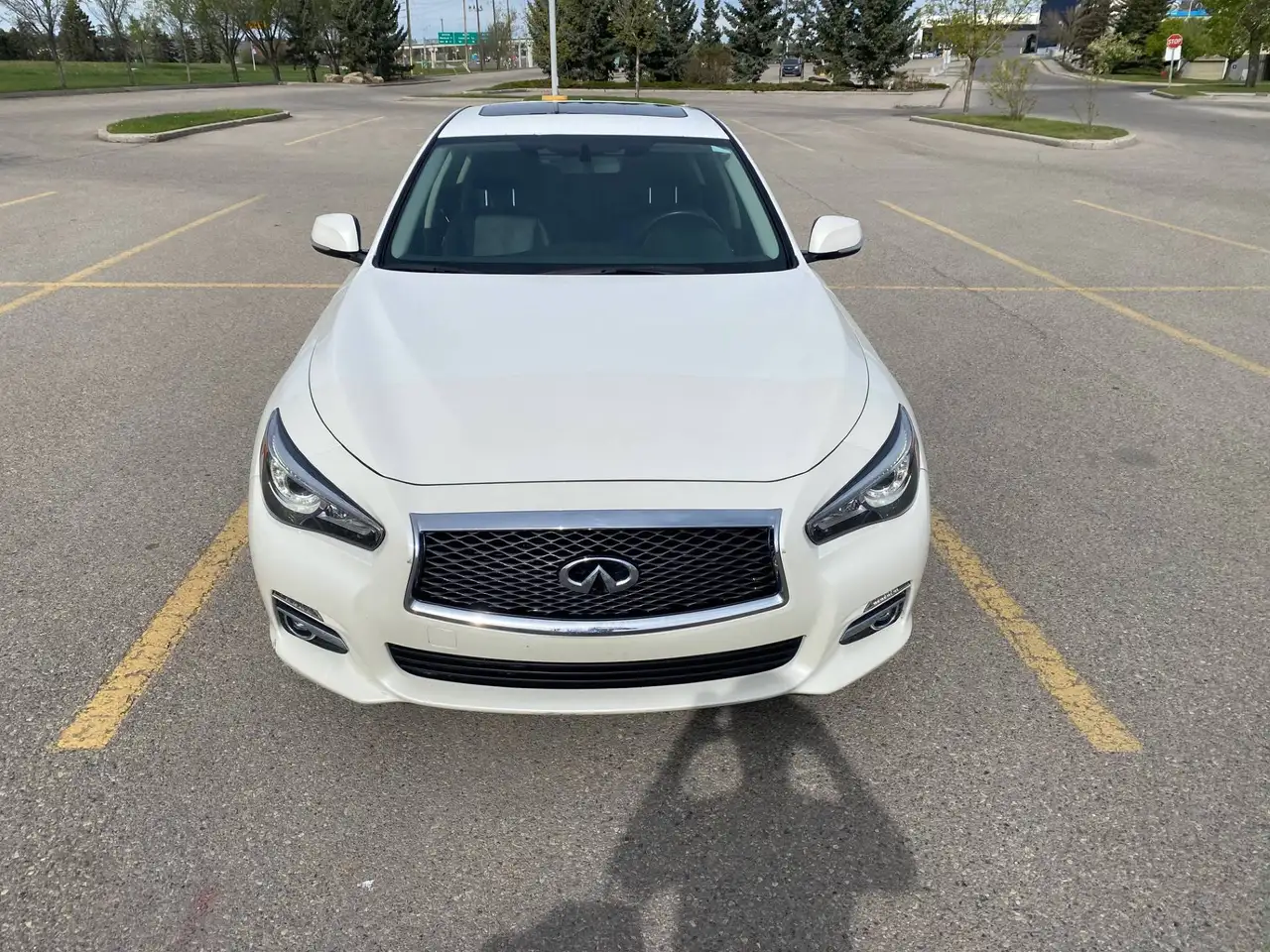 Infiniti Q50 снимка Infiniti Q50