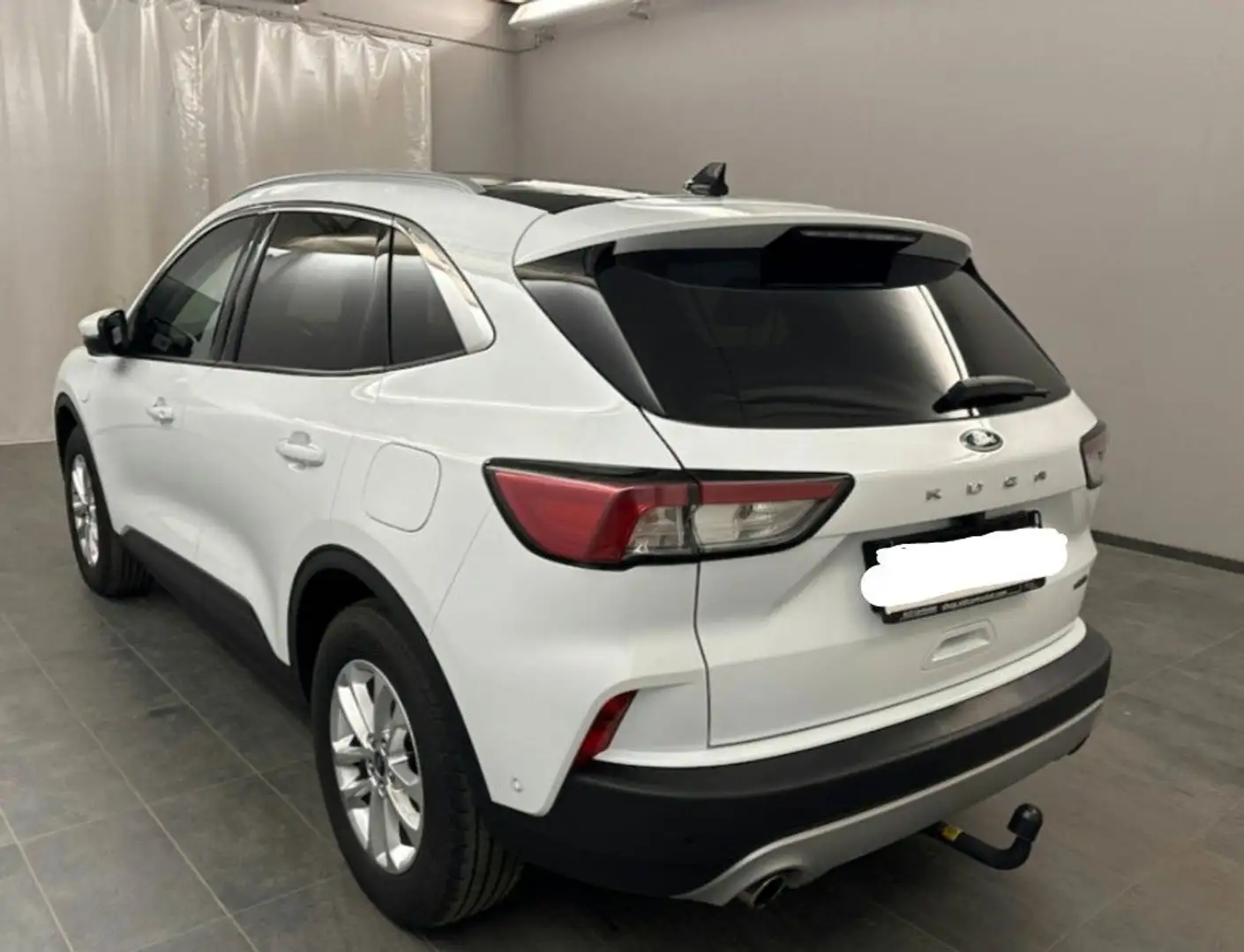 Ford Kuga 2,5 PHEV  Titanium,AHK,eKlappe,Panodach Weiß - 2