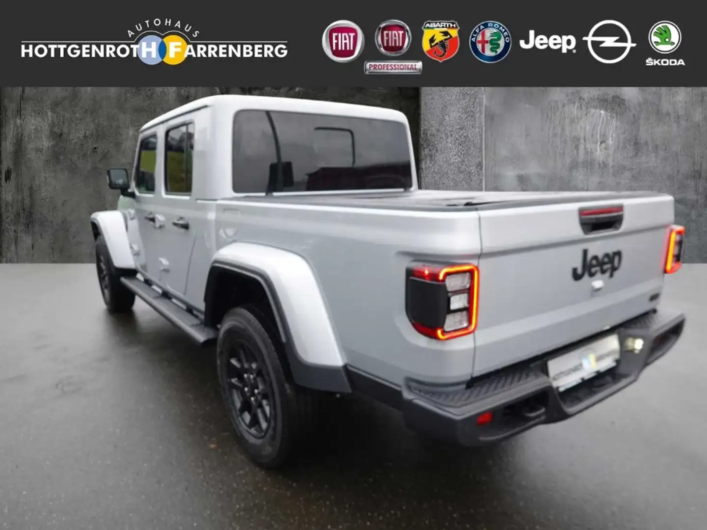 Jeep Gladiator 4WD 3.0 CRD MY23 Farout Final Edition Silber - 2