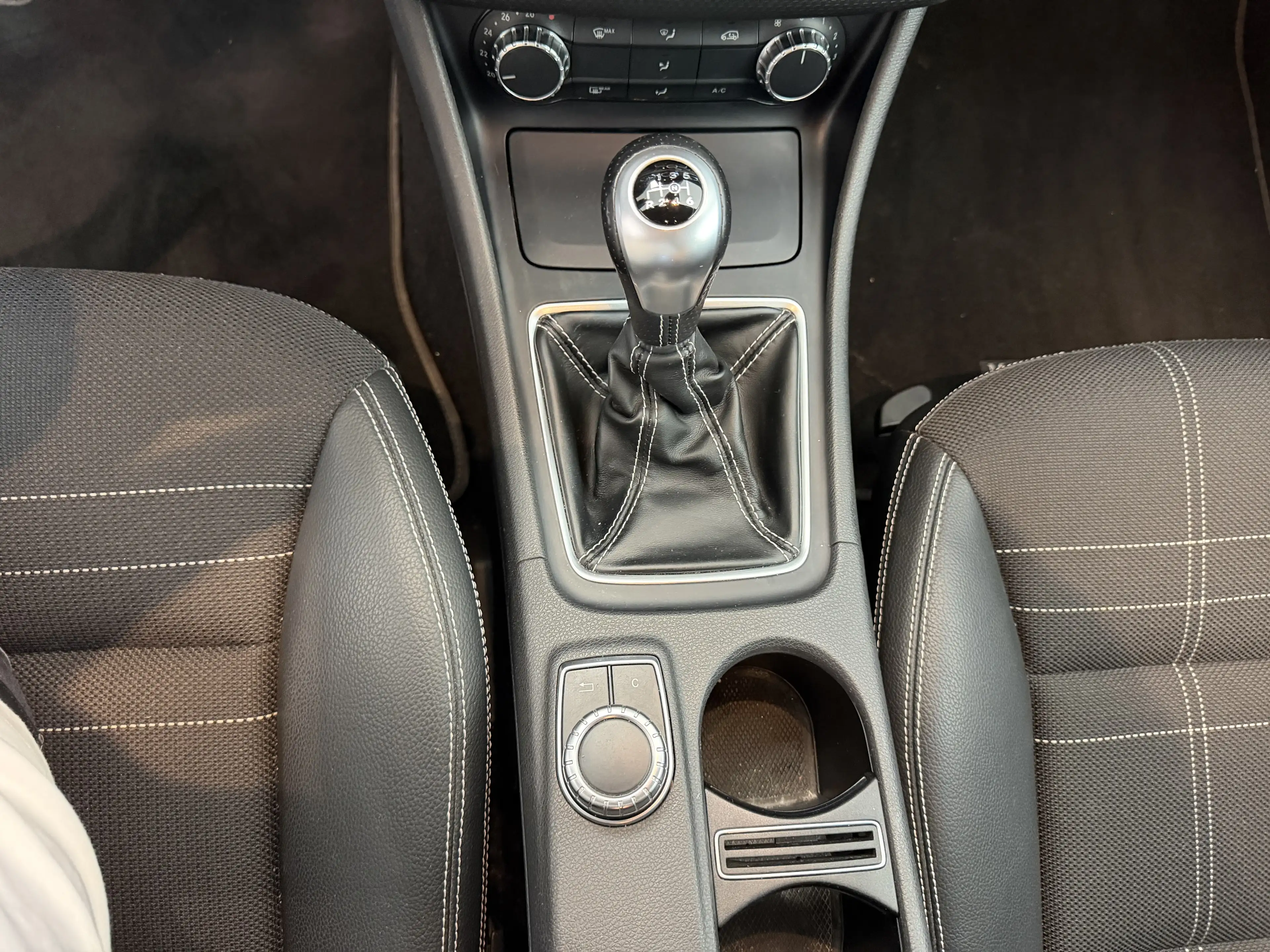 Mercedes-Benz A 200 A 200 BlueEfficiency*VOLLAUSSTATTUNG* — photo 9