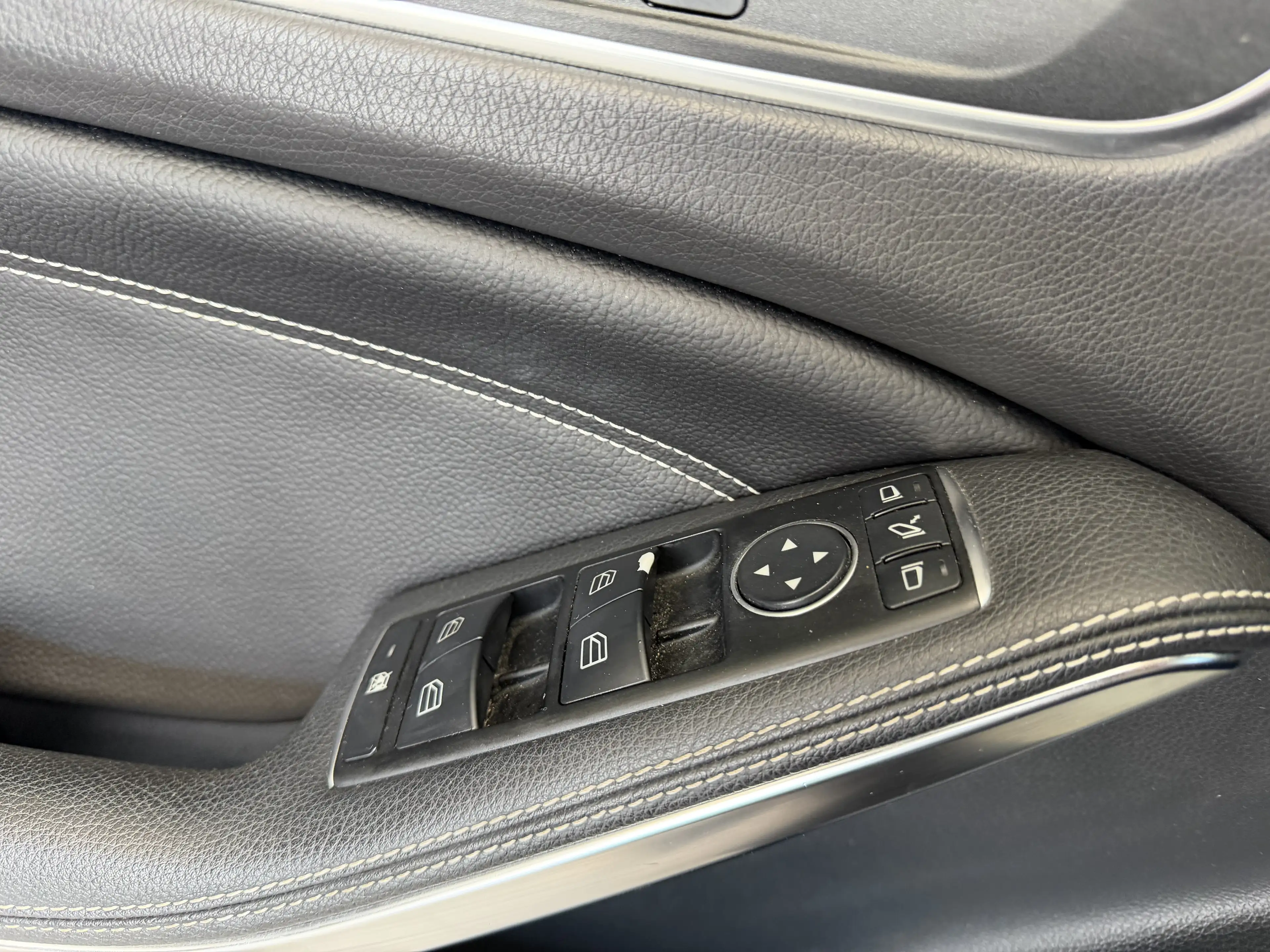 Mercedes-Benz A 200 A 200 BlueEfficiency*VOLLAUSSTATTUNG* — photo 11