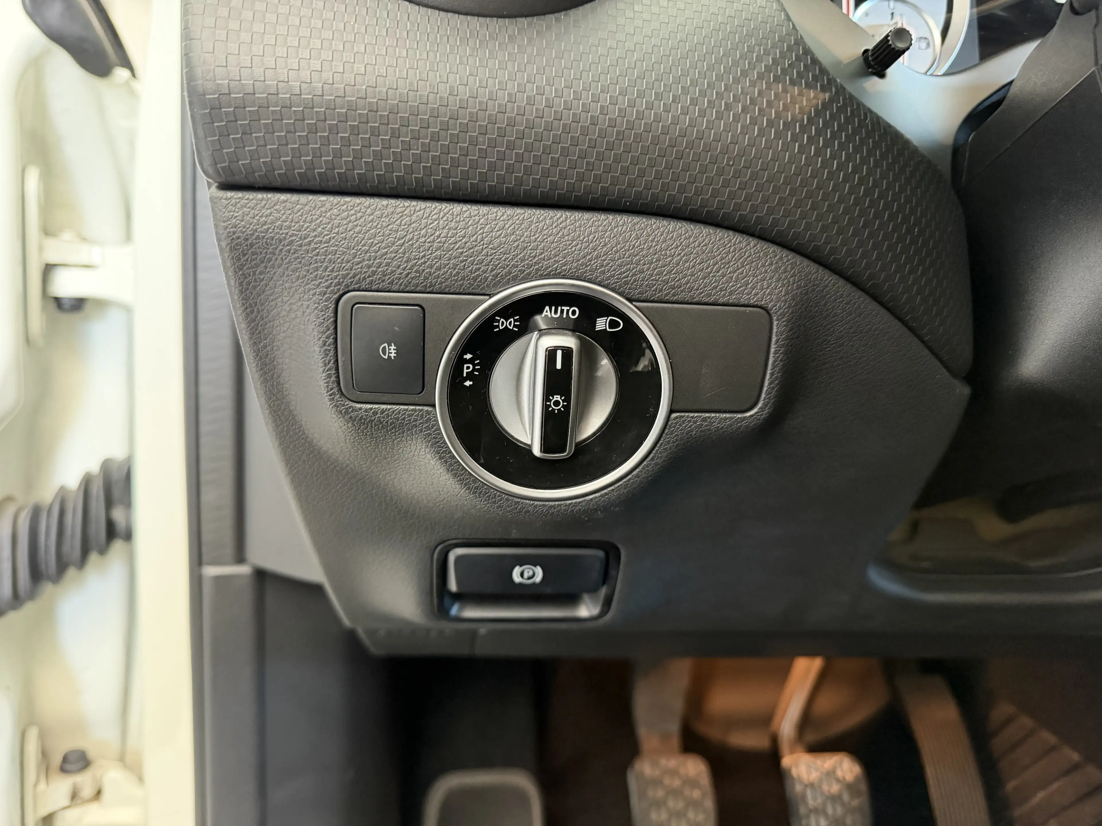 Mercedes-Benz A 200 A 200 BlueEfficiency*VOLLAUSSTATTUNG* — photo 10