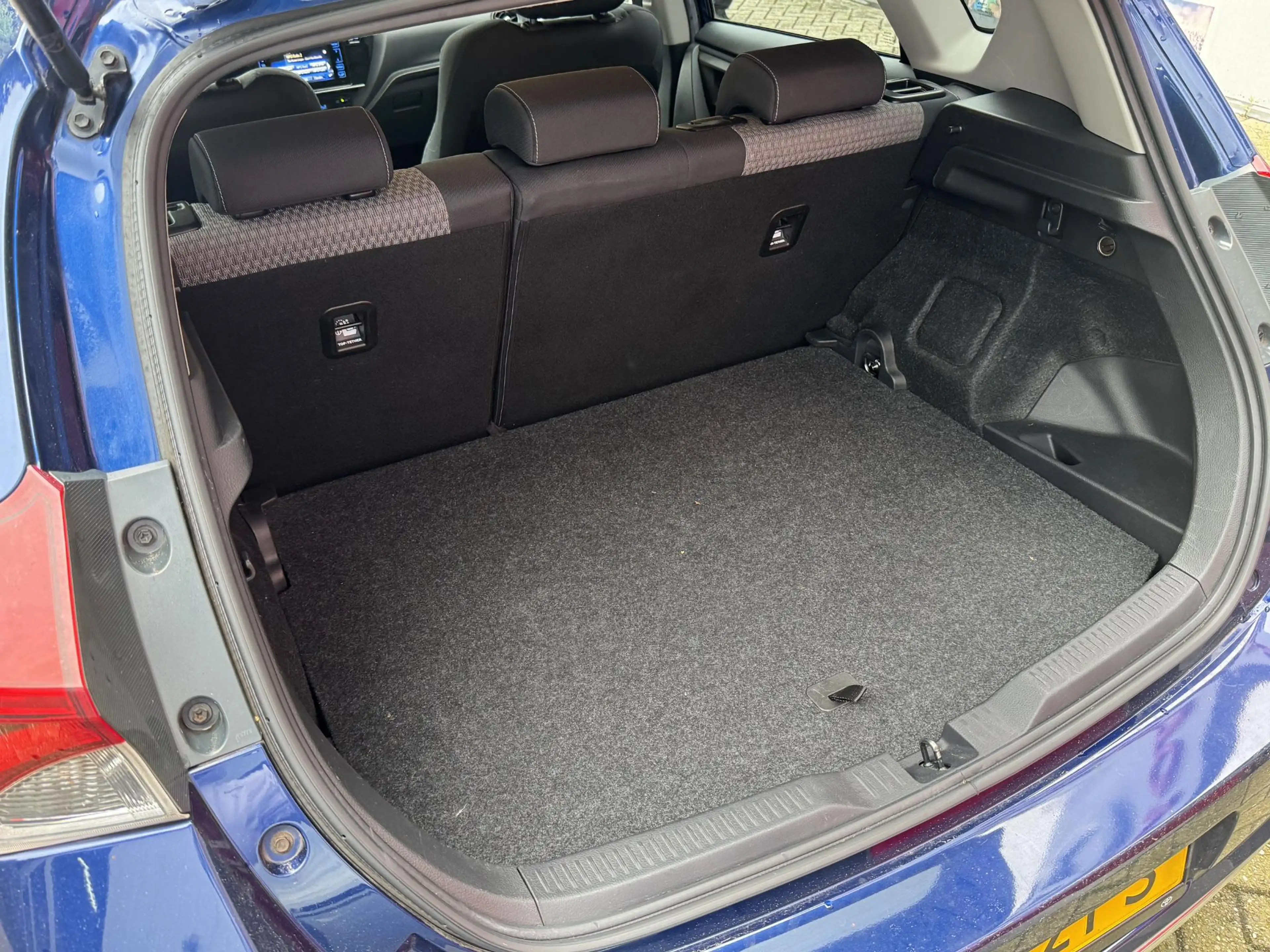 Toyota Auris 1.8 Hybrid Dynamic LUXE STOELEN CRUISECONTROL CLIM — photo 7