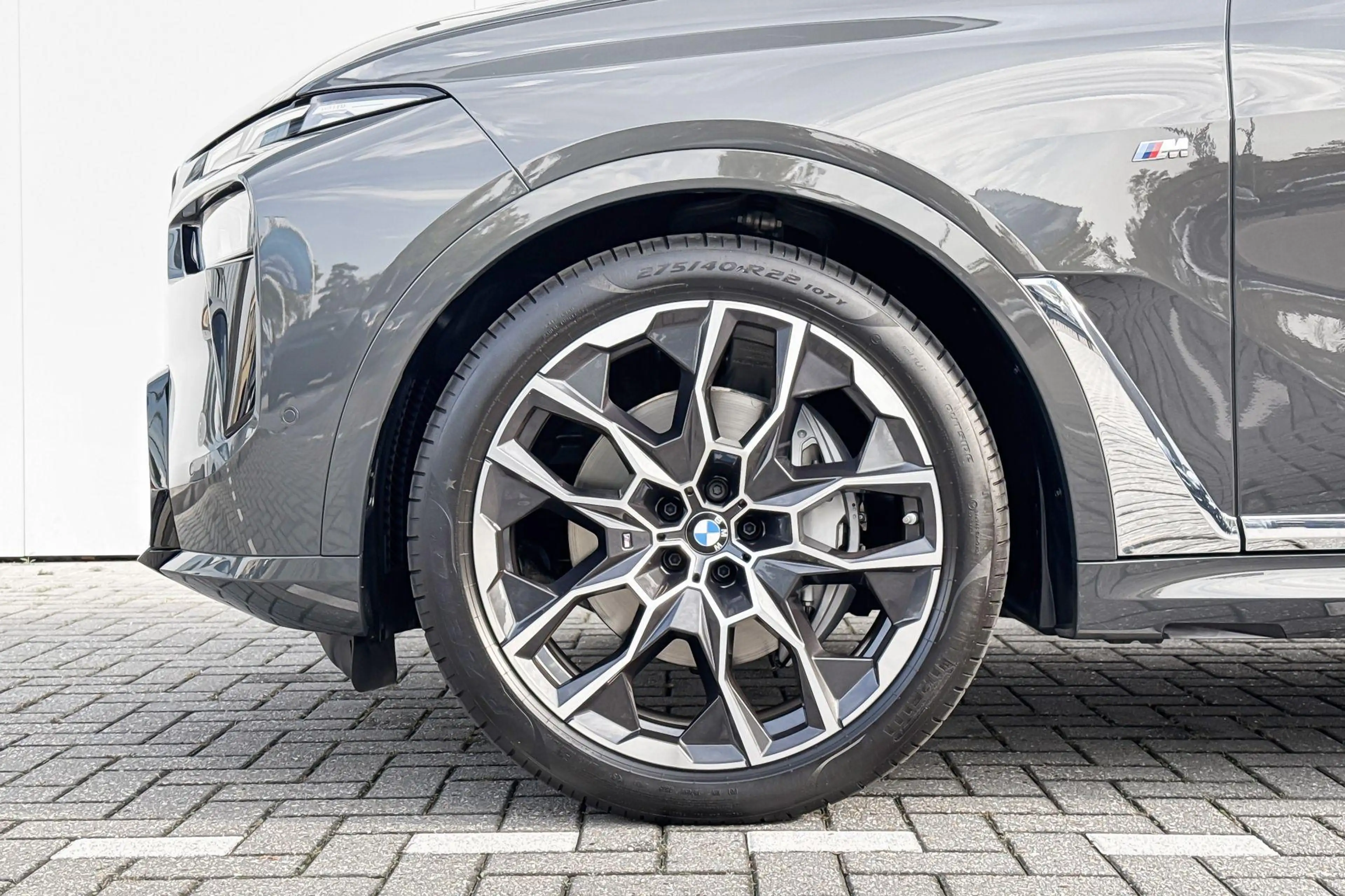 BMW X7 xDrive40i | M Sport | Exclusive Pack | Driving Ass — photo 3