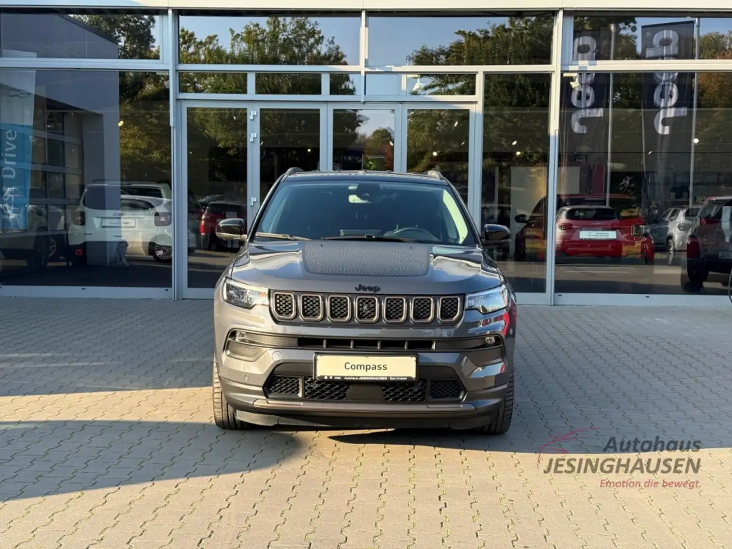Jeep Compass Limited MHEV+AHK+Soundsyst.+360+Kamera Gris - 2