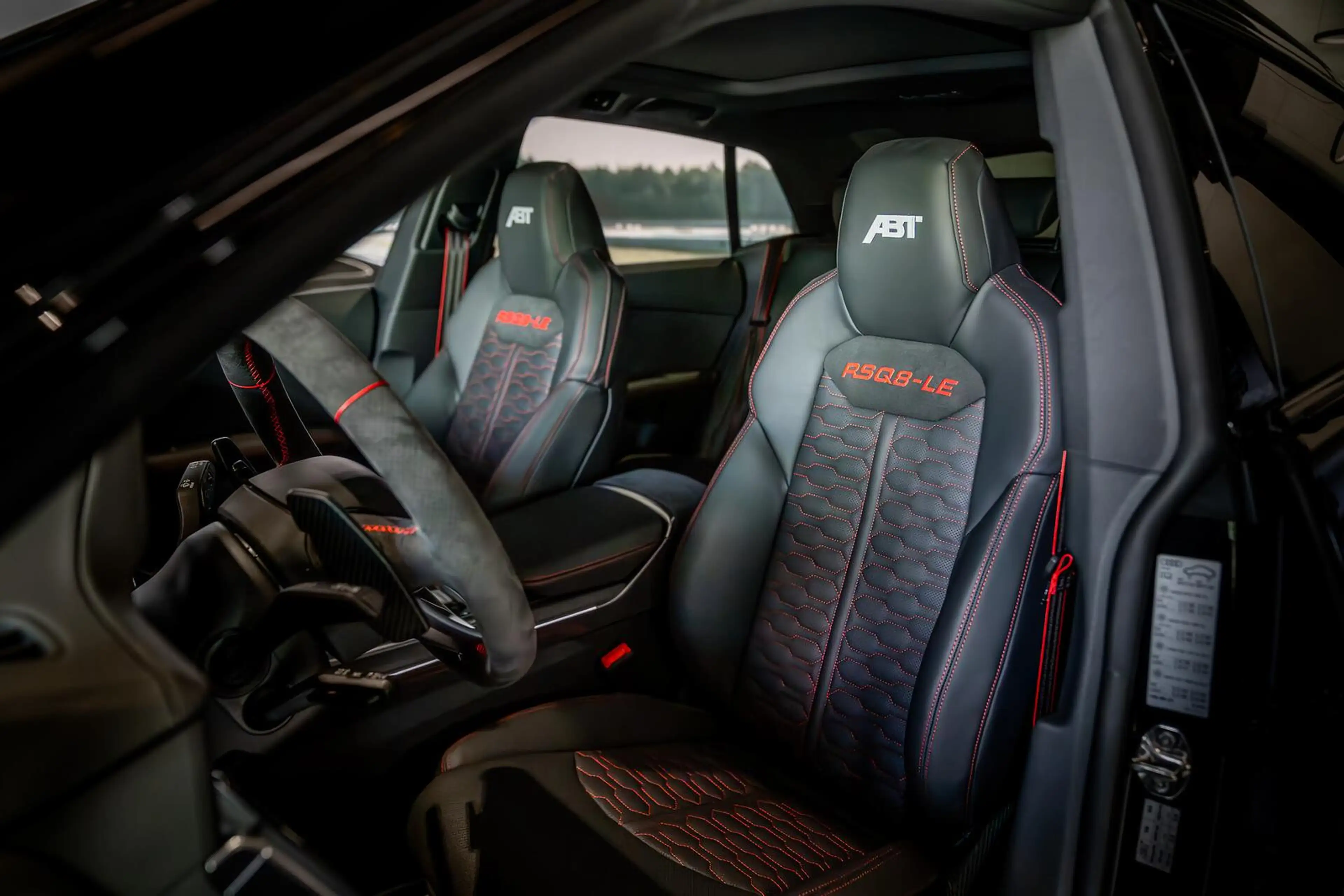 Audi RS Q8 ABT RSQ8 LE - Mythosschwarz Metallic - 760 PS — photo 7
