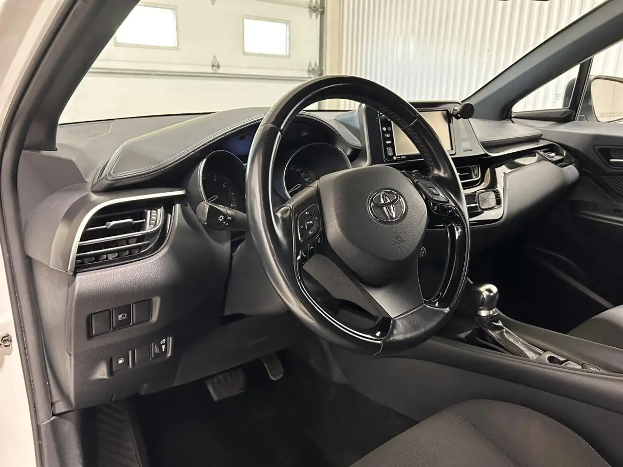 Toyota C-HR fotografie Toyota C-HR