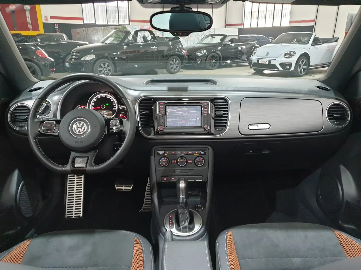 Volkswagen Maggiolino 1.2 DSG KARMANN 1 pr. Km 11.000 cabriolet Schwarz - 2