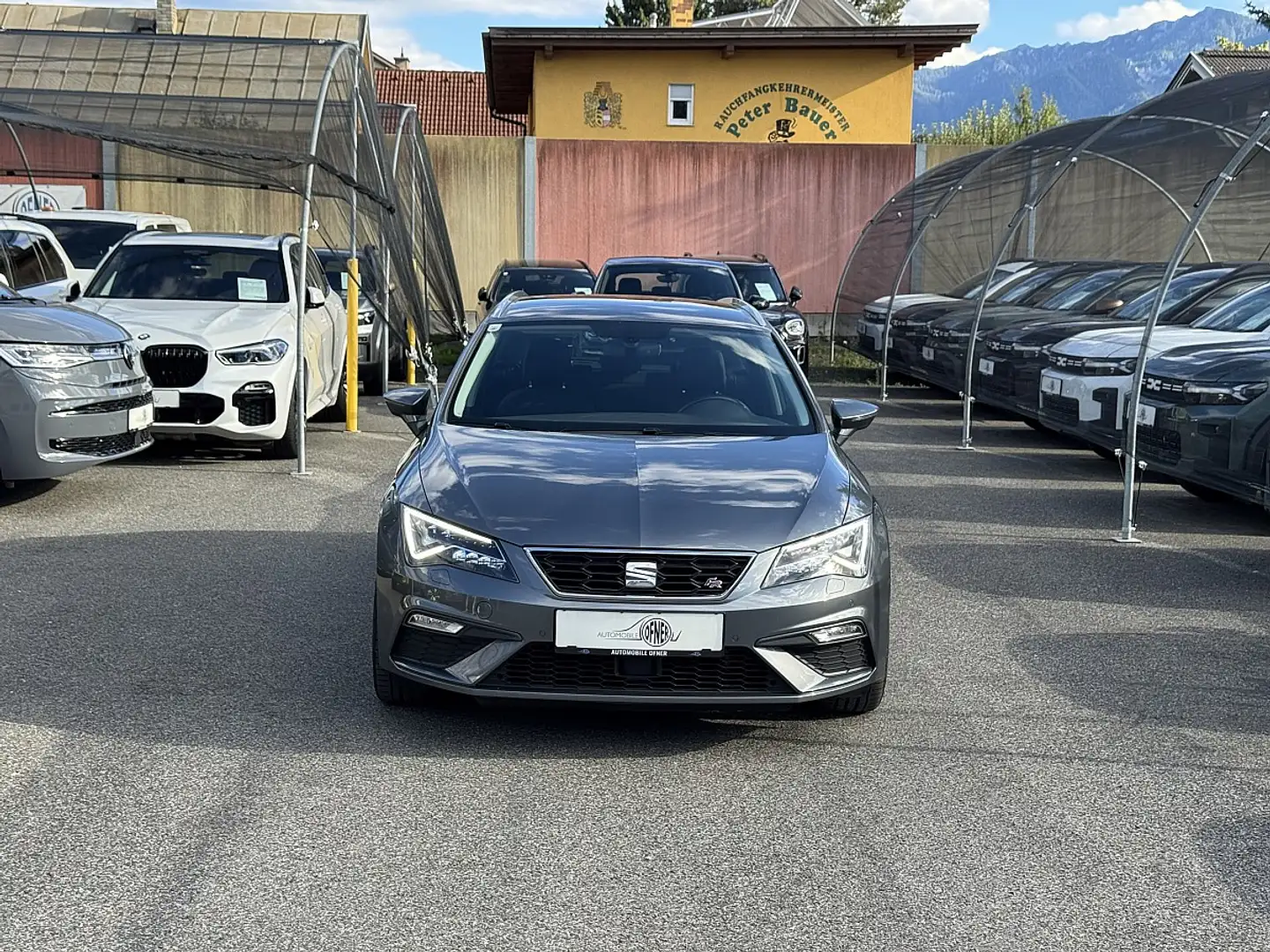 SEAT Leon ST FR 1,4 TSI ACT DSG LED PDC Kamera Navi Sitzh... Gris - 2