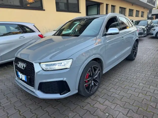 Audi RS Q3 2.5 TFSI quattro S tronic