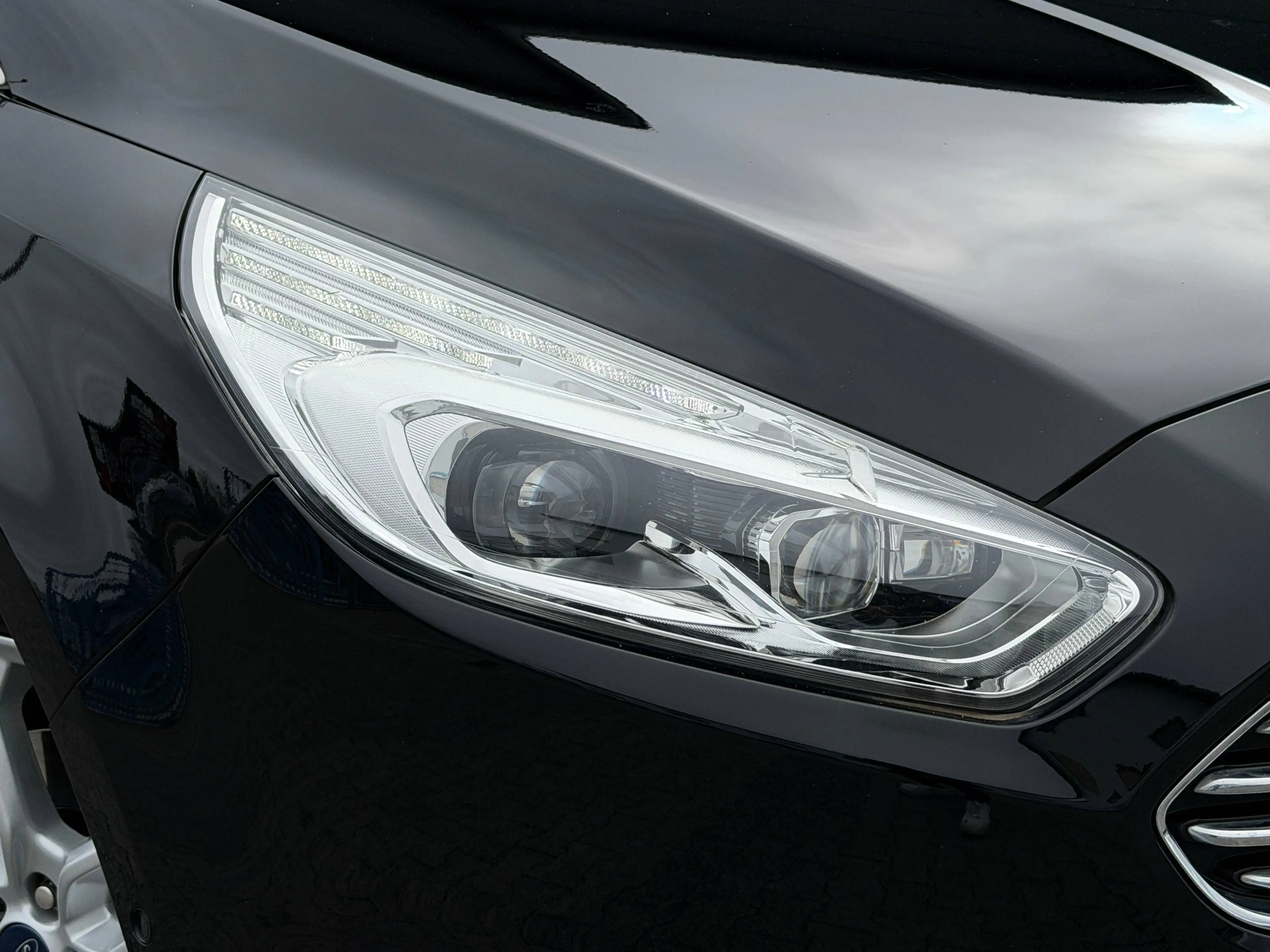 Ford Galaxy Titanium *7 Sitze* Panorama Standheizung Memory Sitze Leder TOP Zustand — photo 13