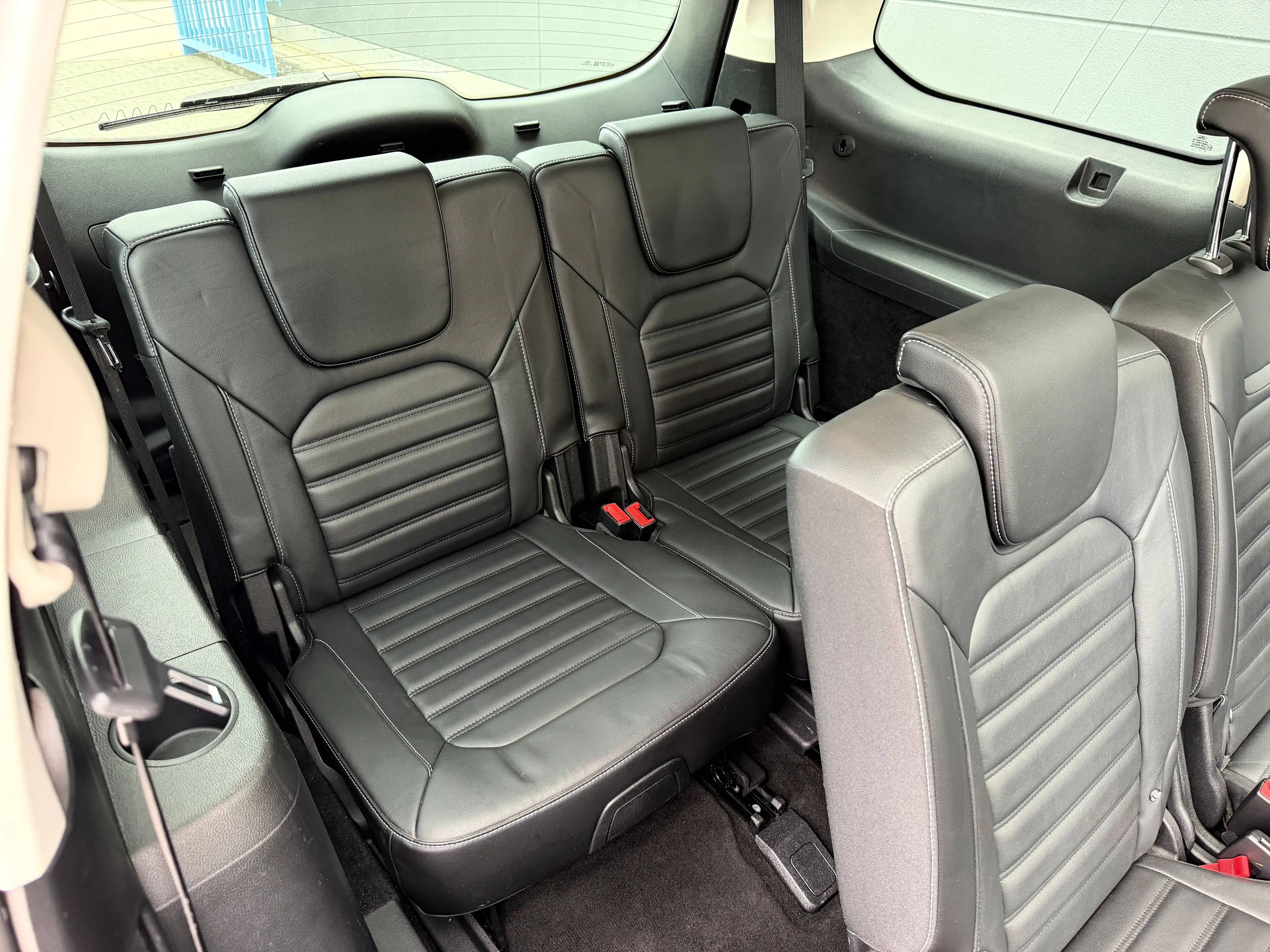 Ford Galaxy Titanium *7 Sitze* Panorama Standheizung Memory Sitze Leder TOP Zustand — photo 12