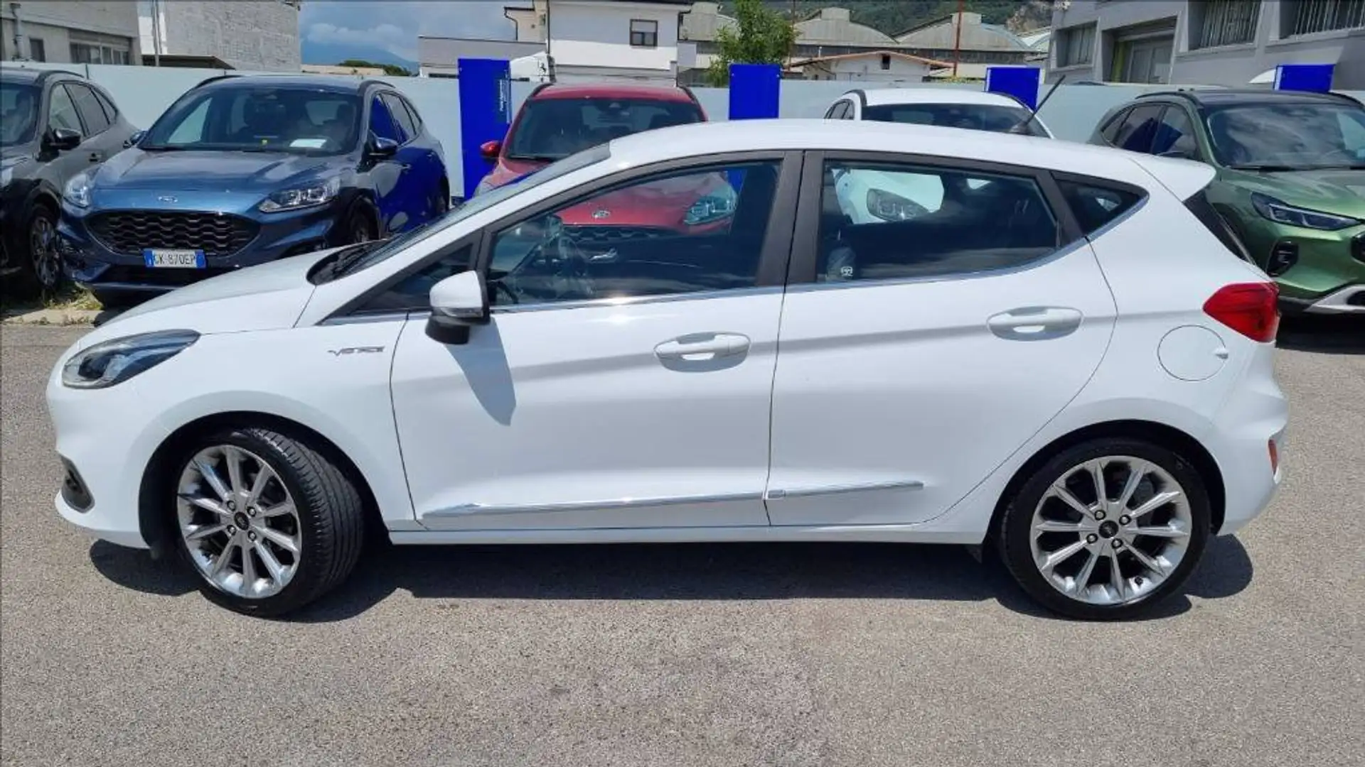 Ford Fiesta 5p 1.5 tdci Vignale 85cv Weiß - 2