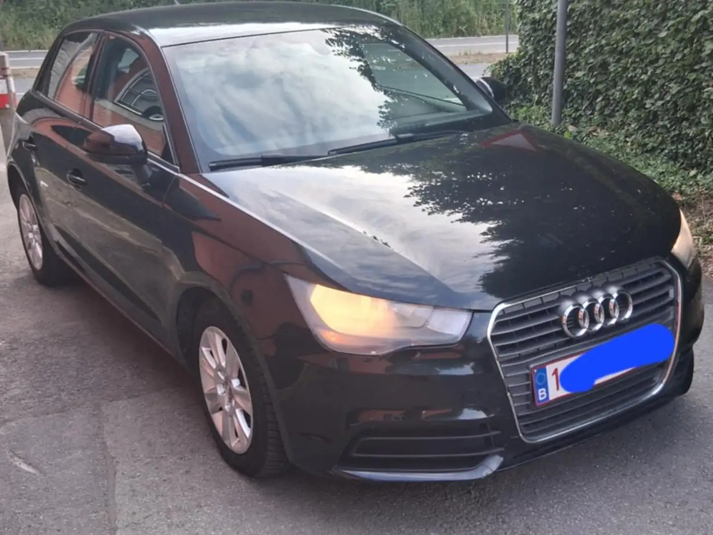 Audi A1 A1 1.6 TDI Ambition Noir - 1