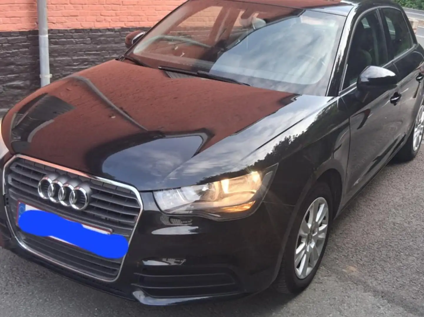 Audi A1 A1 1.6 TDI Ambition Noir - 2