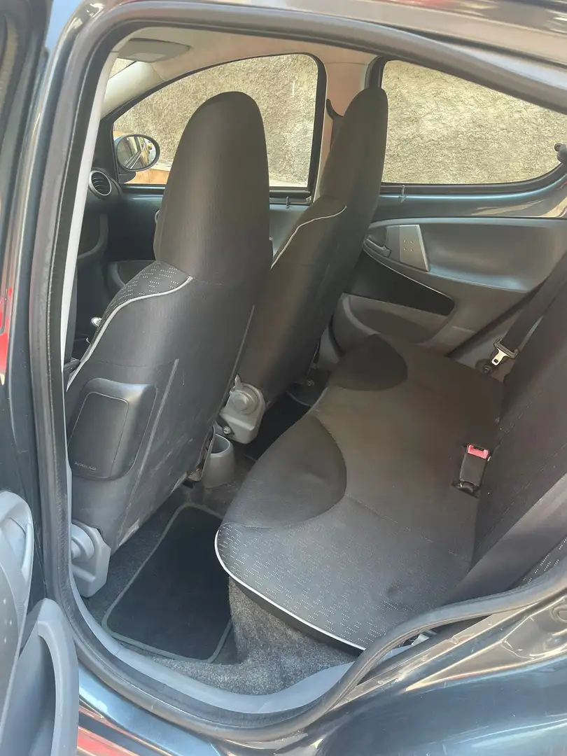 Peugeot 107 107 5p 1.4 hdi Sweet Years FL Nero - 2
