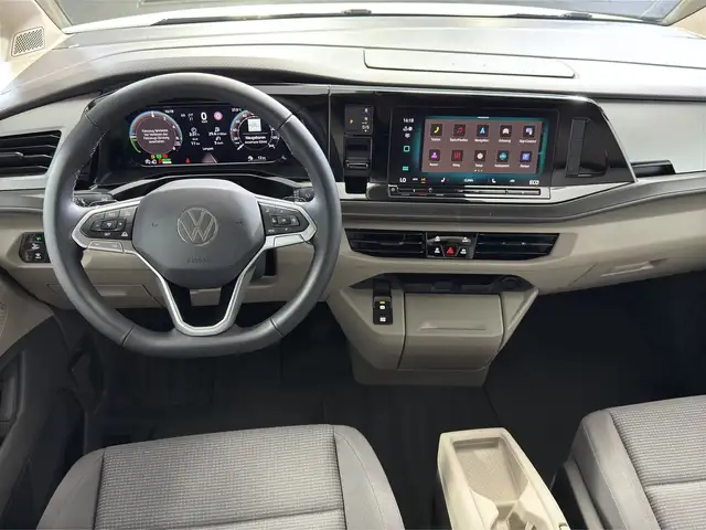 Volkswagen Multivan view 7