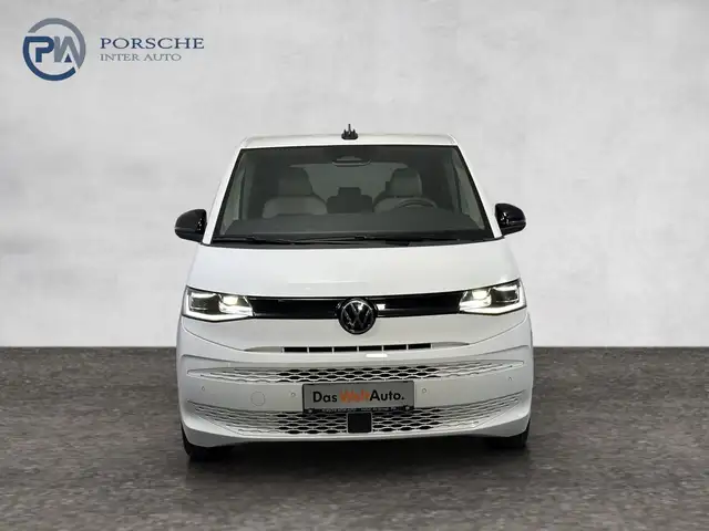 Volkswagen Multivan view 2