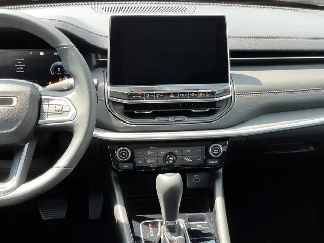 Jeep Compass view 7