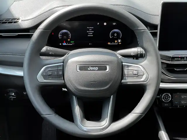 Jeep Compass view 9