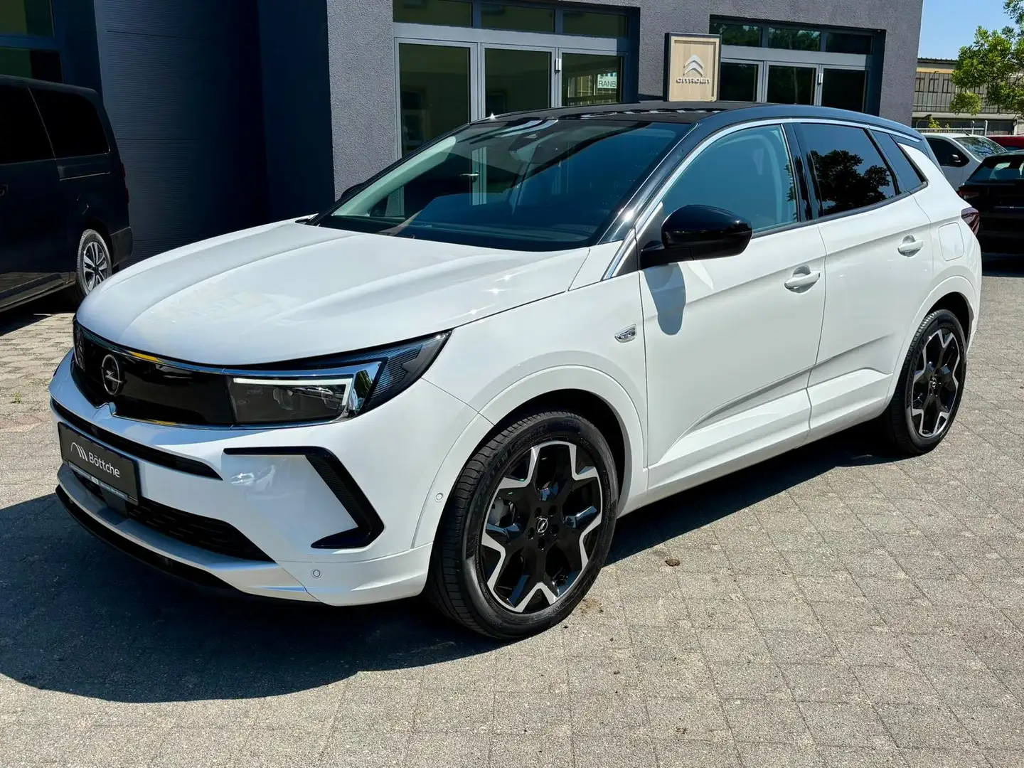 Opel Grandland Eleg. Plug-in-Hybrid - LED/LEDER/ACC/KAMERA Weiß - 2