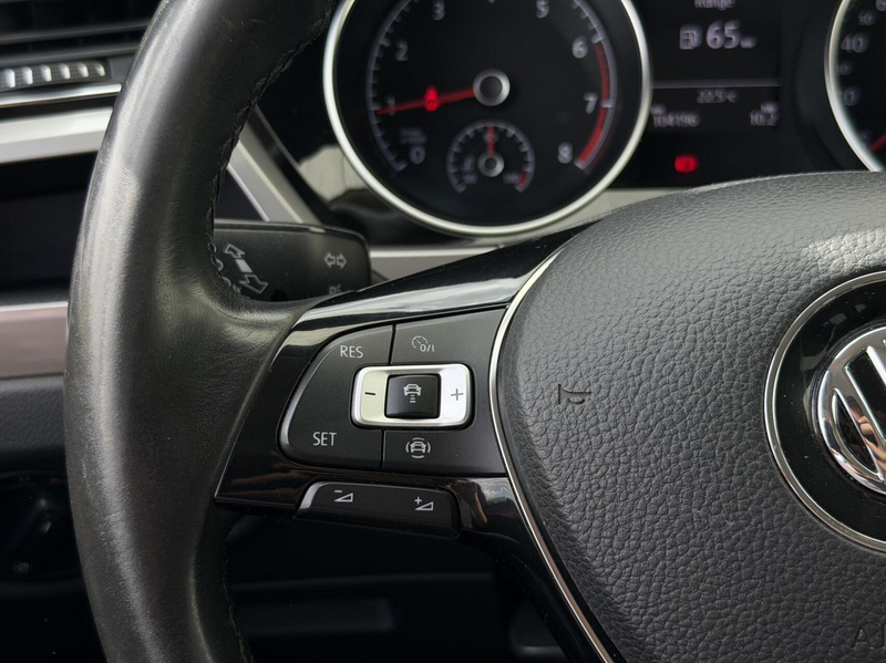 Volkswagen Touran 1.5 TSI Comfortline Business 7p | ACC — photo 13