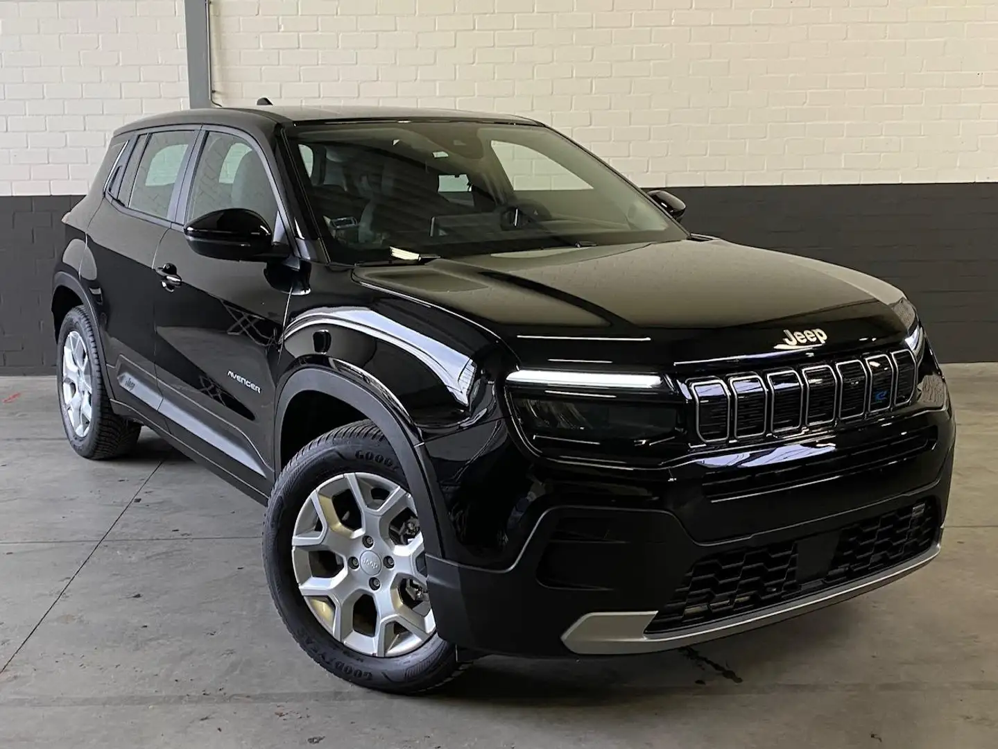 Jeep Avenger Altitude business, verwarmde stoelen, elektrische Zwart - 2