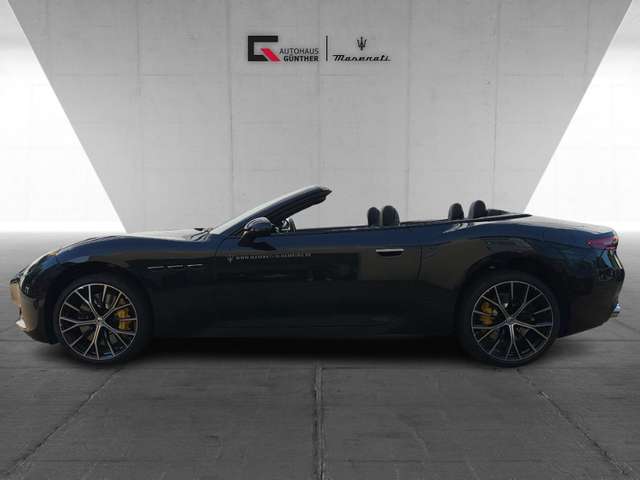 Maserati GranCabrio Modena MY25 AWD V6 BLACK