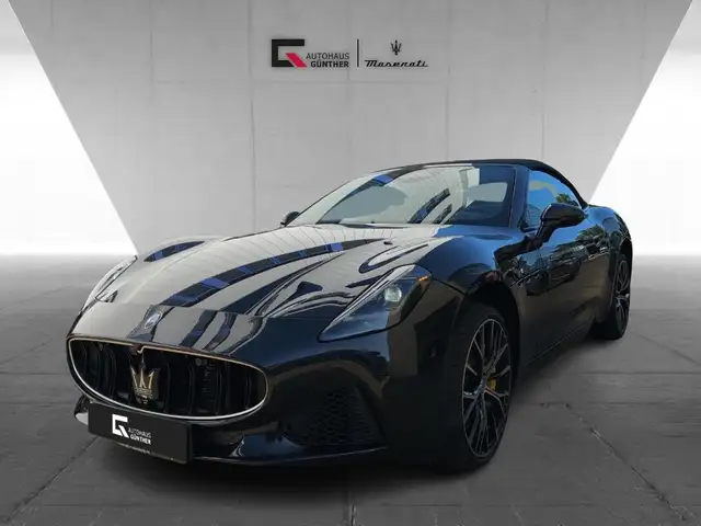 Maserati GranCabrio Modena MY25 AWD V6 BLACK