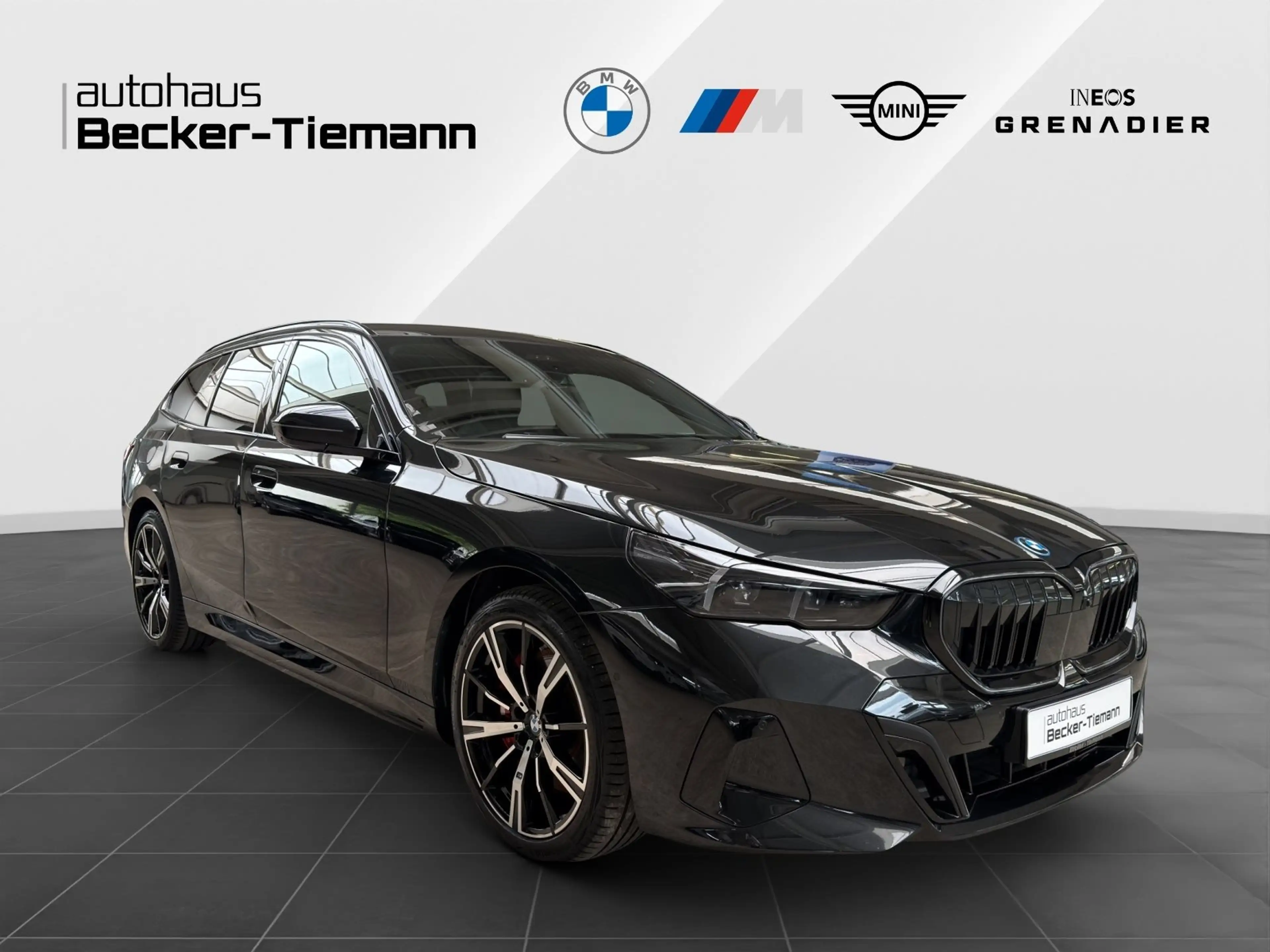 BMW 550 e xDrive Touring M Sport Pro/DAPro/B&W/PA+ — photo 7