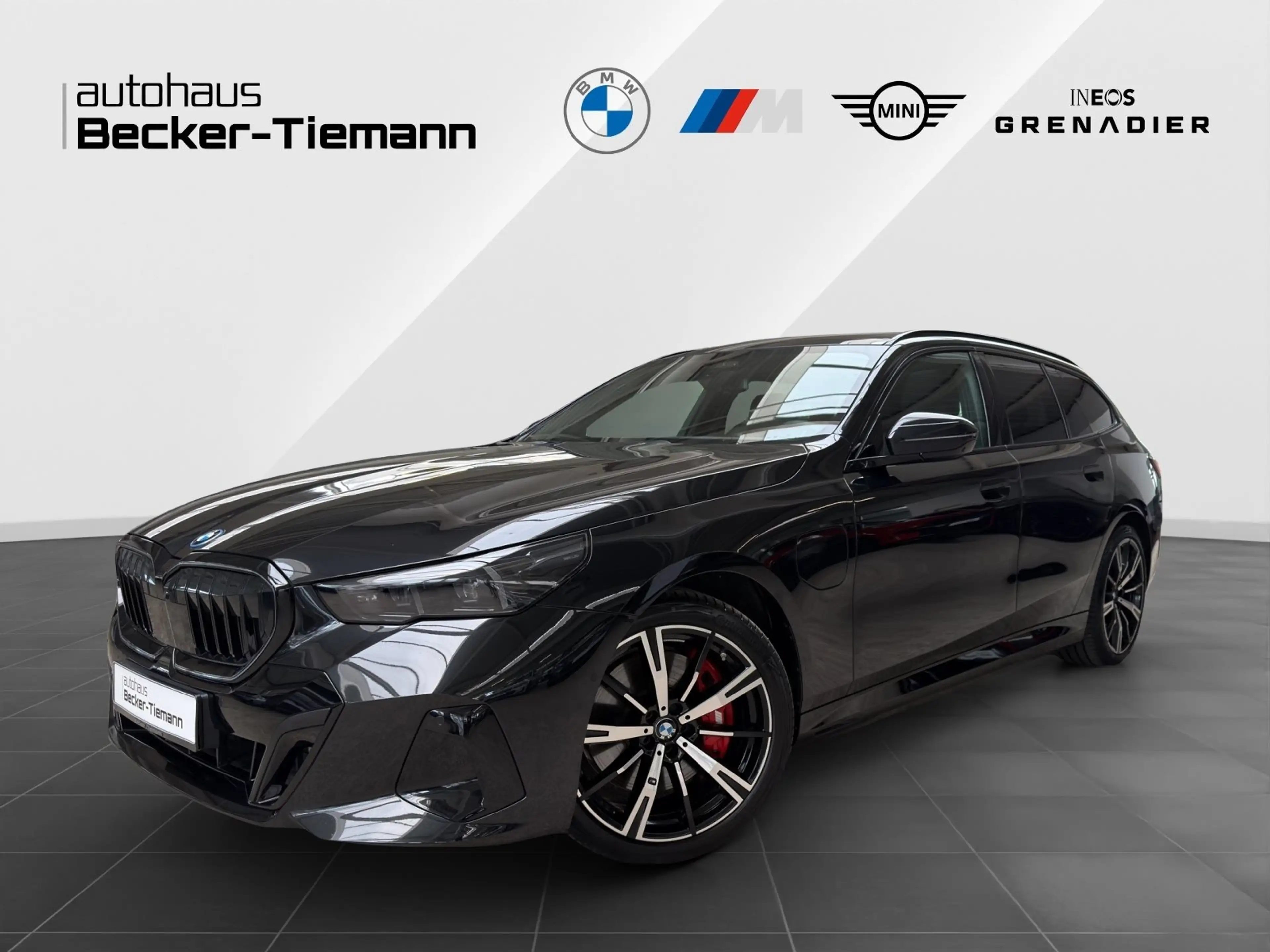 BMW 550 e xDrive Touring M Sport Pro/DAPro/B&W/PA+