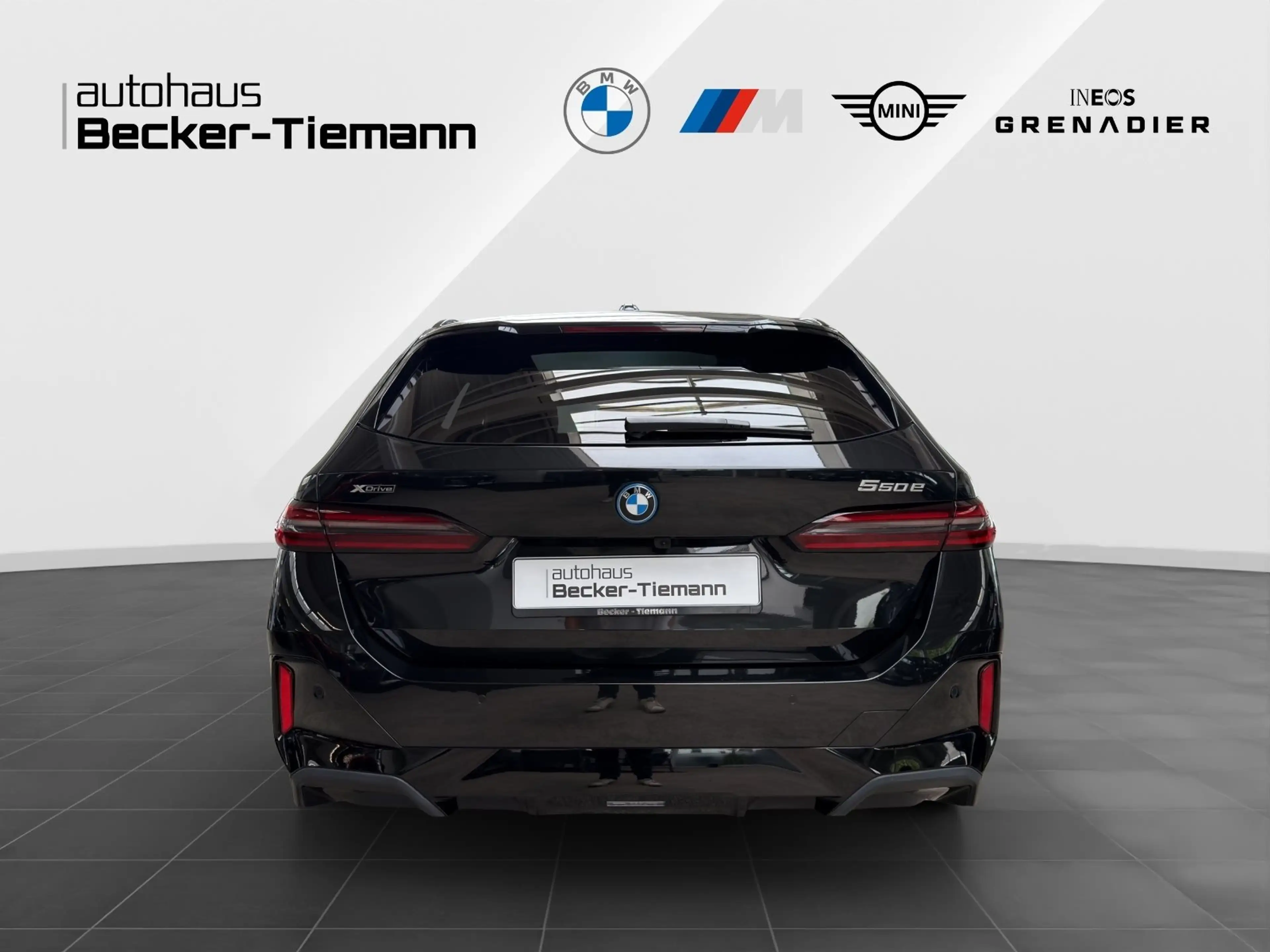 BMW 550 e xDrive Touring M Sport Pro/DAPro/B&W/PA+ — photo 5