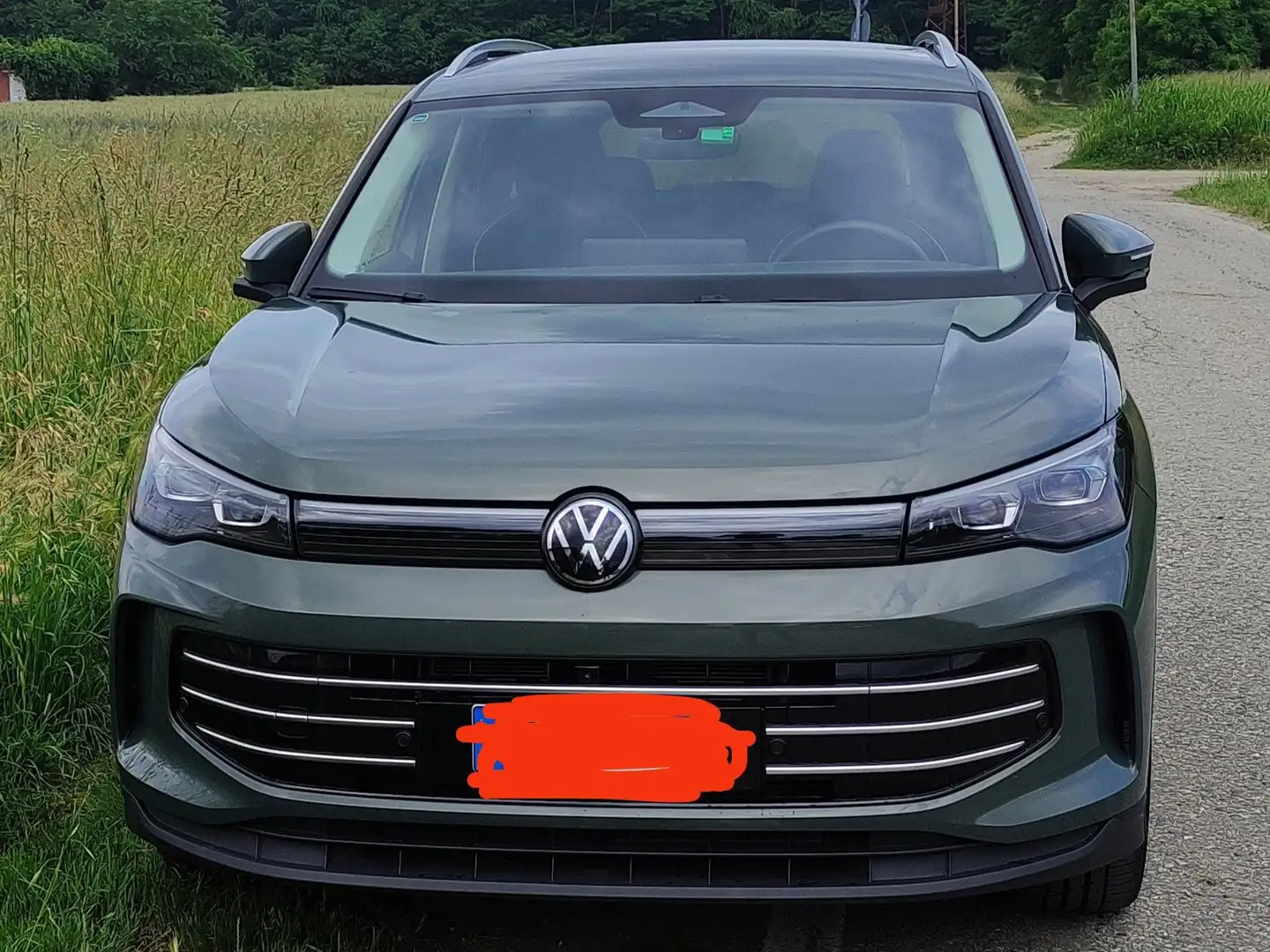 Volkswagen Tiguan Tiguan 1.5 etsi Elegance 150cv dsg Verde - 1