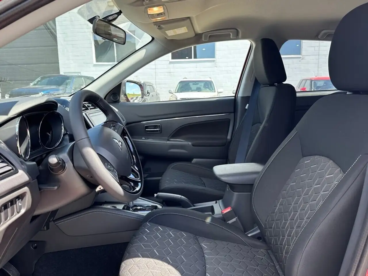 Mitsubishi RVR снимка Mitsubishi RVR