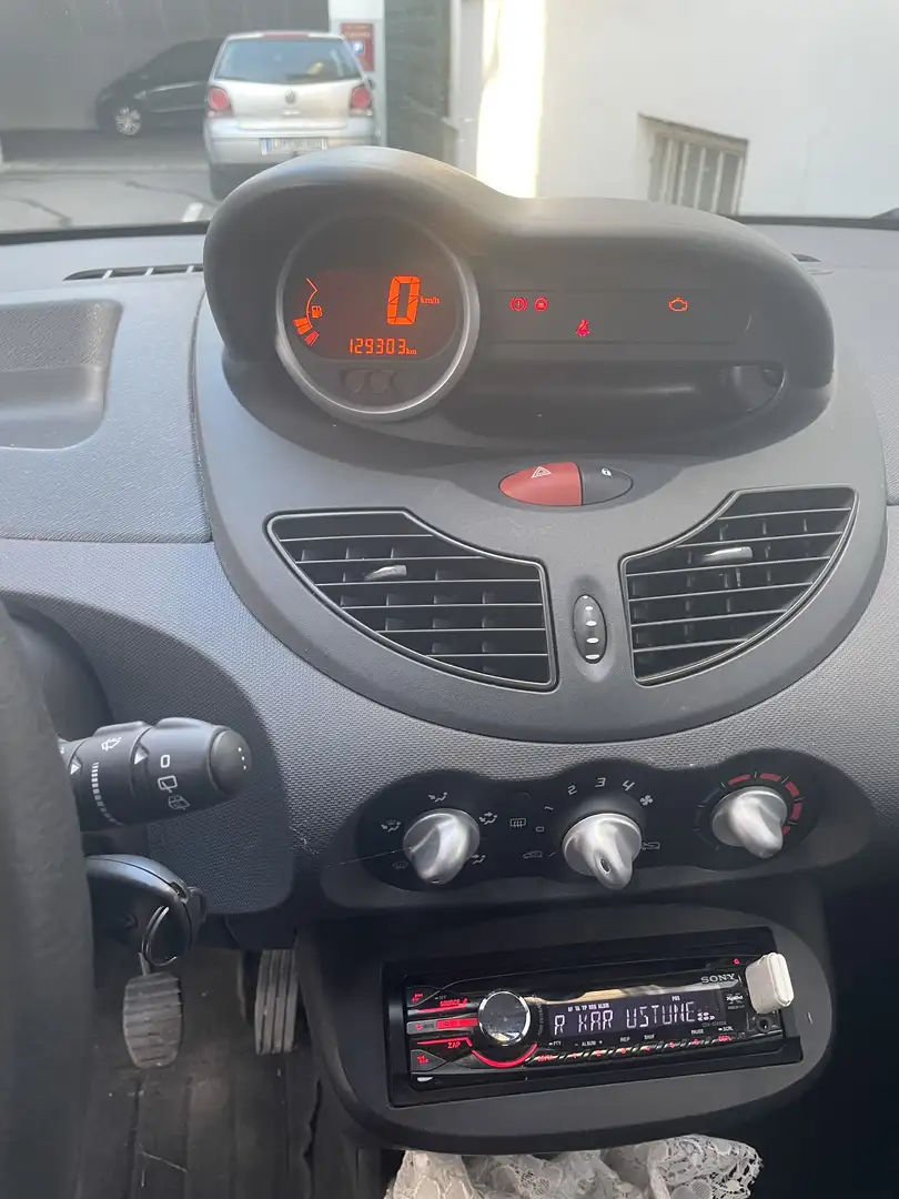 Renault Twingo 1.2 LEV 16V 75 iTwingo - 2