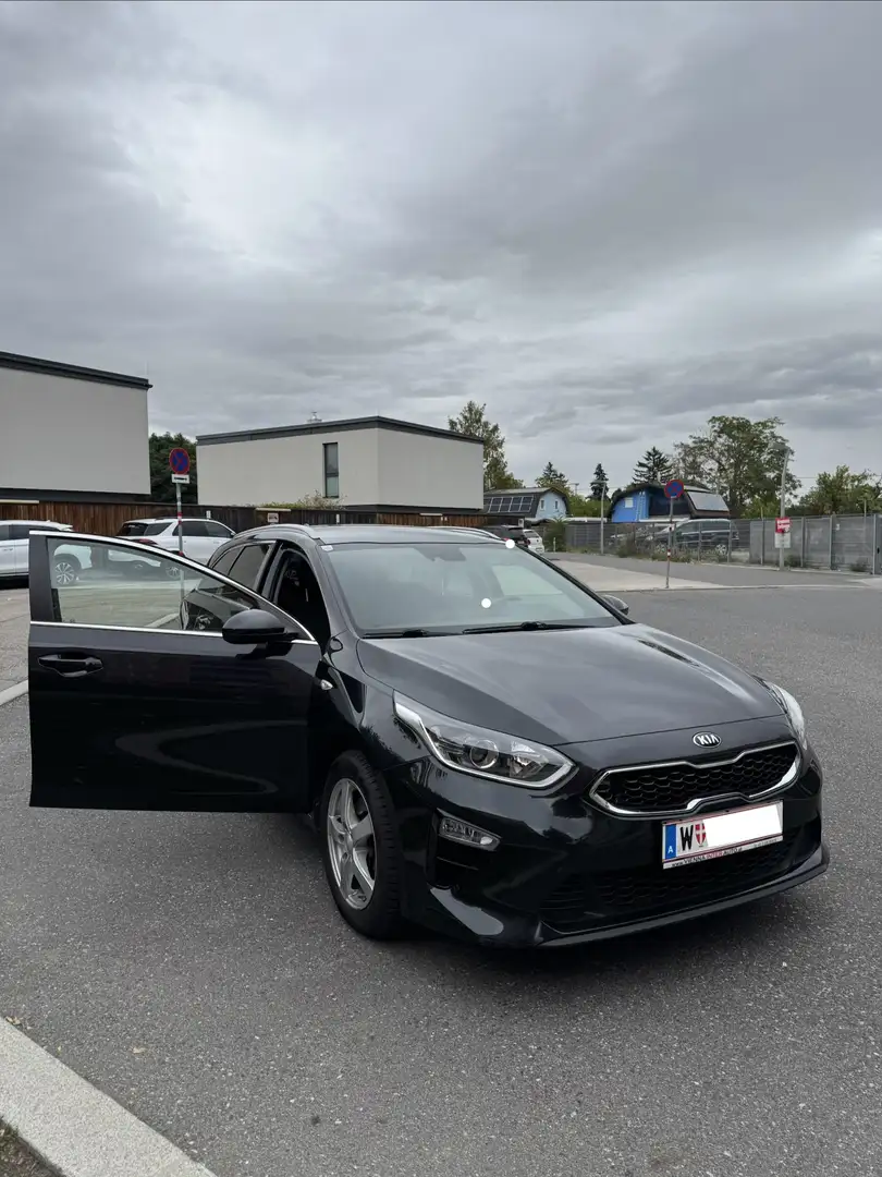 Kia Ceed SW / cee'd SW 1,4 MPI Silber - 2