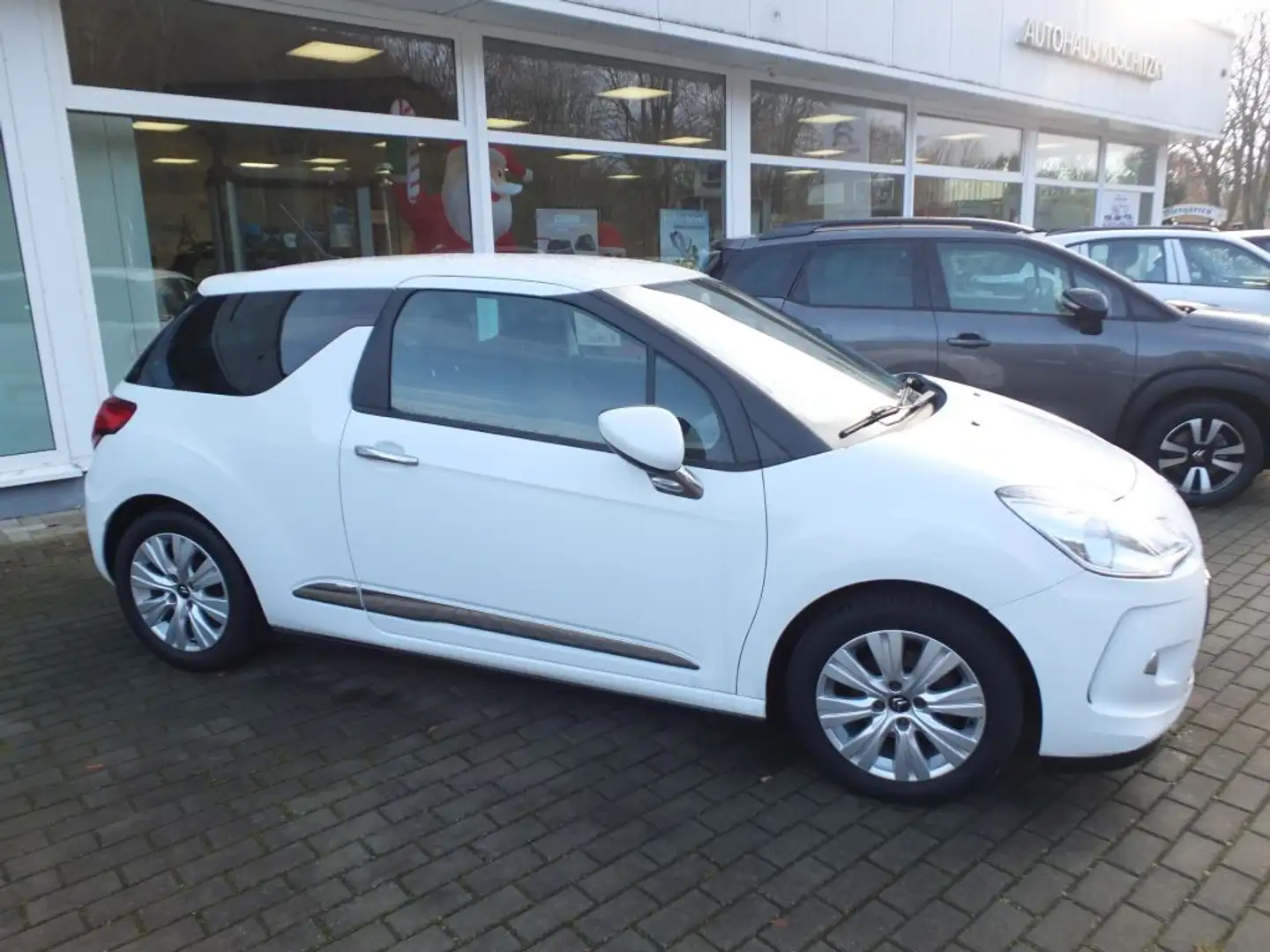 Citroen DS3 Pure Tech VTi 82 SoChic - 1