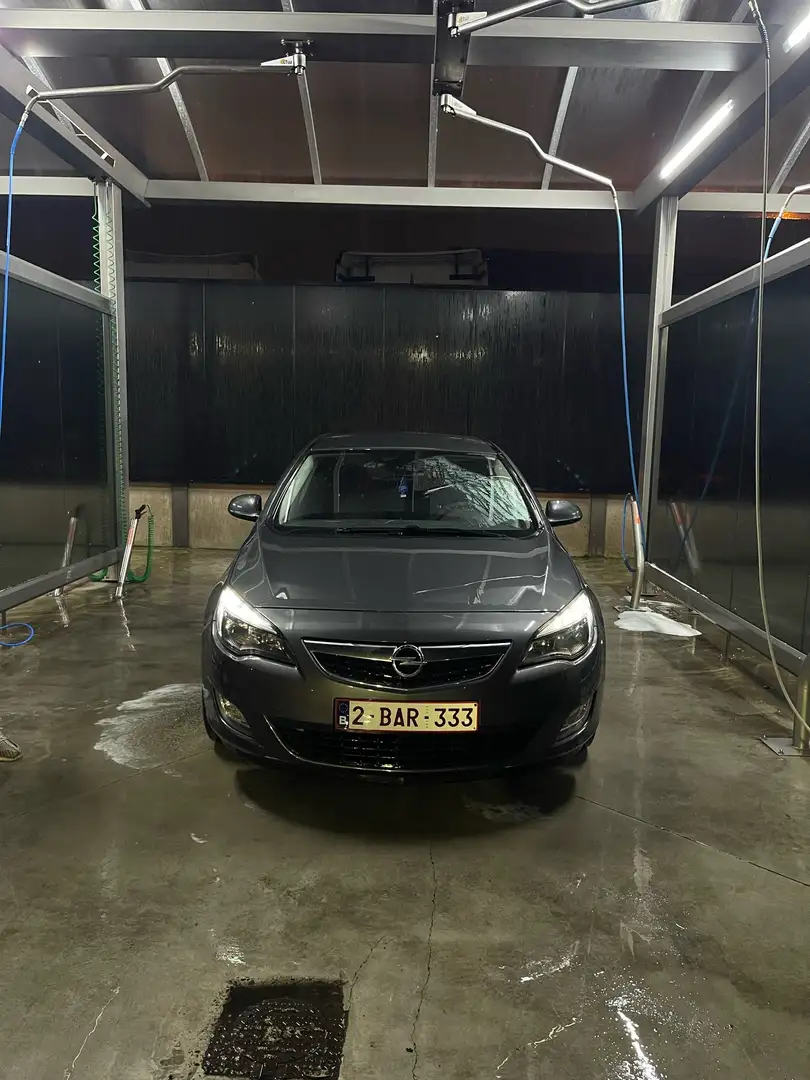 Opel Astra 1.7 J Gris - 1