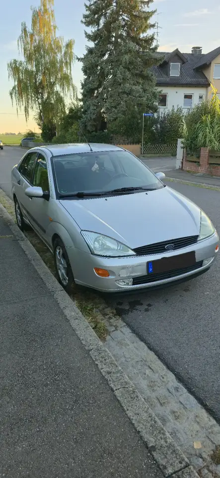 Ford Focus Ghia, foto 8
