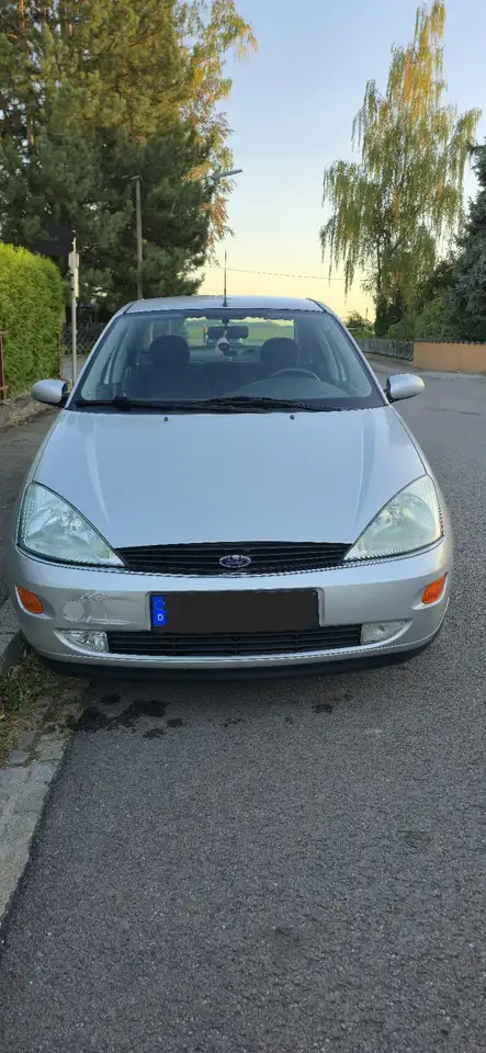 Ford Focus Ghia, foto 9