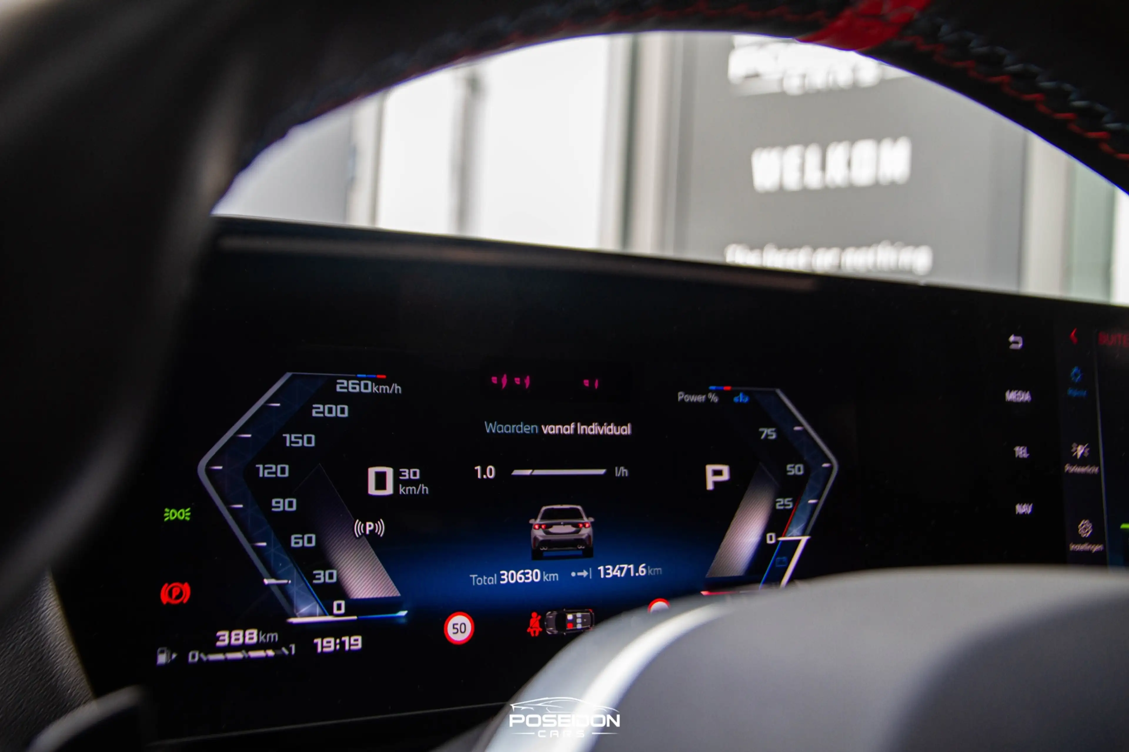 BMW 135 1-serie M135i xDrive PANO | KEYLESS | HARMAN/KARDO — photo 14
