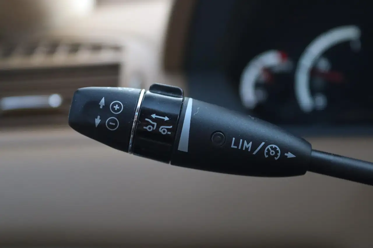 MERCEDES-BENZ CL 63 AMG 525 ch BVA - CAMÉRA - HAYON ÉLECTRIQUE - SELLERIE CUIR - 139900 KM