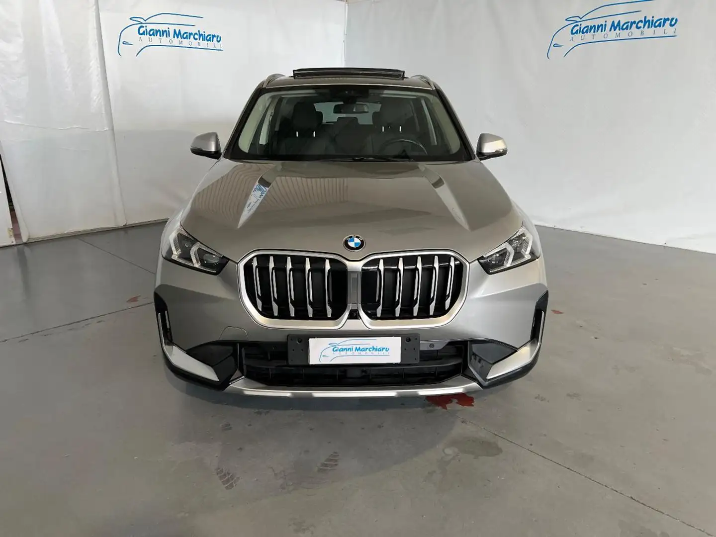 BMW X1 xDrive 23i xLine - TETTO - TELECAMERA 3D Grau - 2