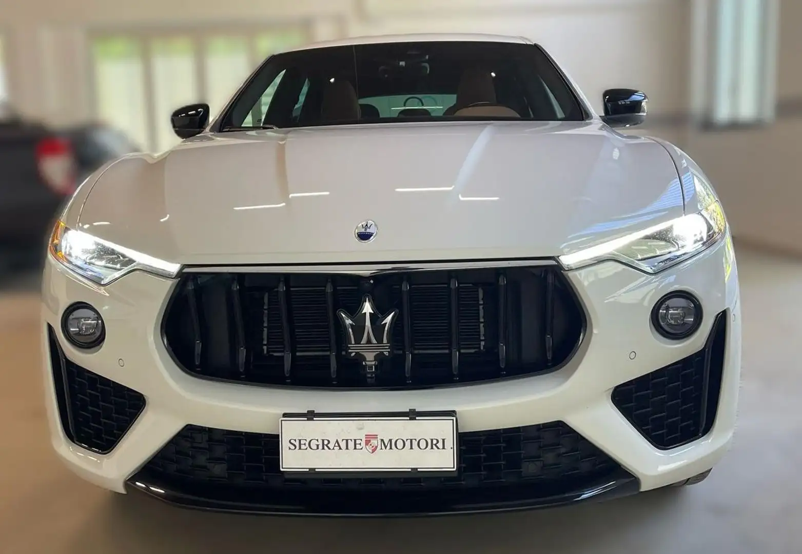 Maserati Levante MHEV 330 CV AWD GT Bianco - 2